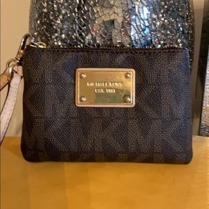 Michael kors coin purse